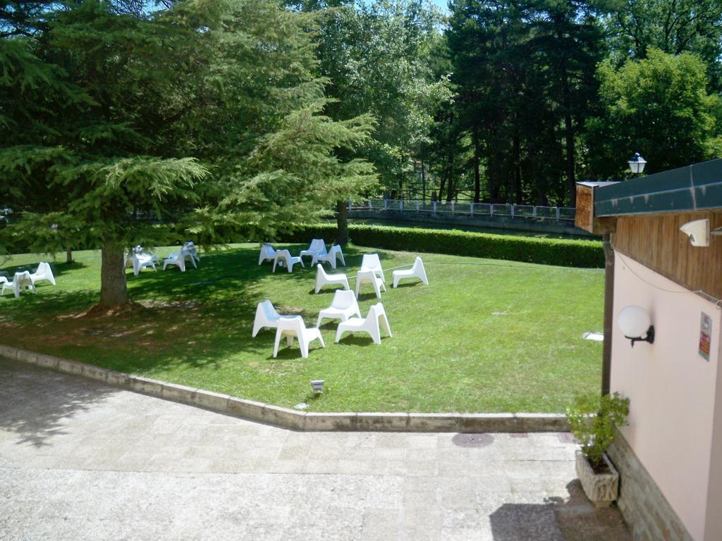 Hotel La Pardina Sabinanigo Exterior foto